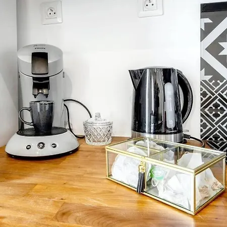 Cosy Downtown Apartment